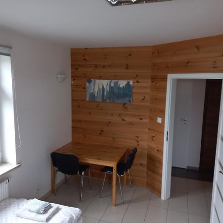 Appartement Dom Piotra à Goniądz Extérieur photo
