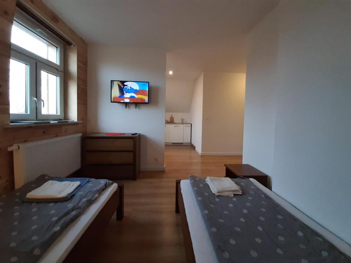 Appartement Dom Piotra à Goniądz Extérieur photo