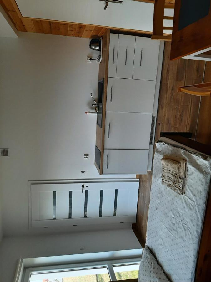 Appartement Dom Piotra à Goniądz Extérieur photo
