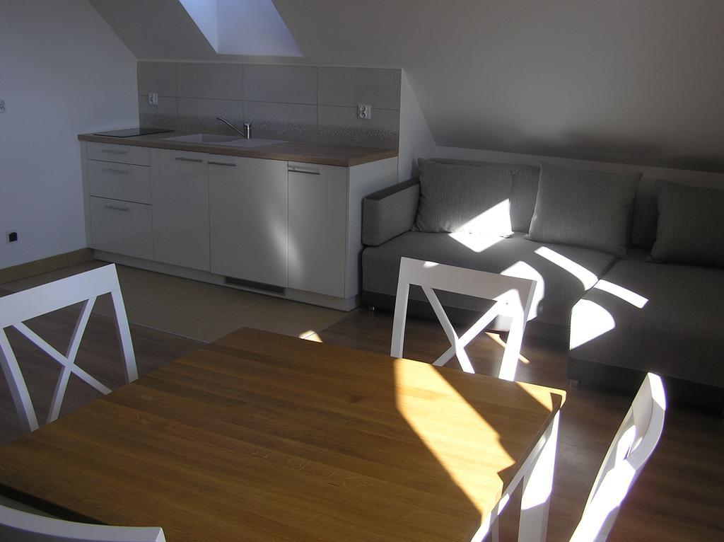 Appartement Dom Piotra à Goniądz Extérieur photo