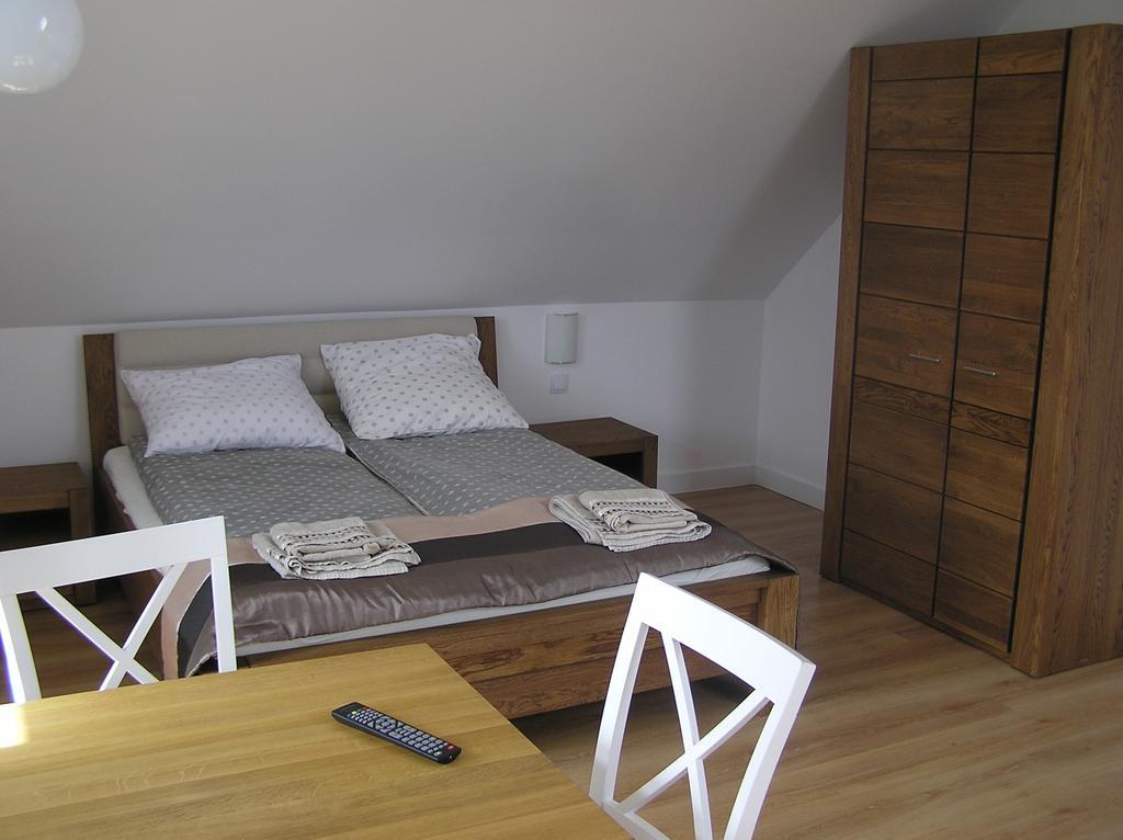 Appartement Dom Piotra à Goniądz Extérieur photo